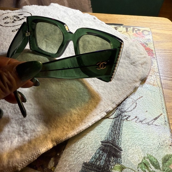 BIG MARK DOWN!!!
Authentic Chanel eyeglasses - Picture 3 of 6